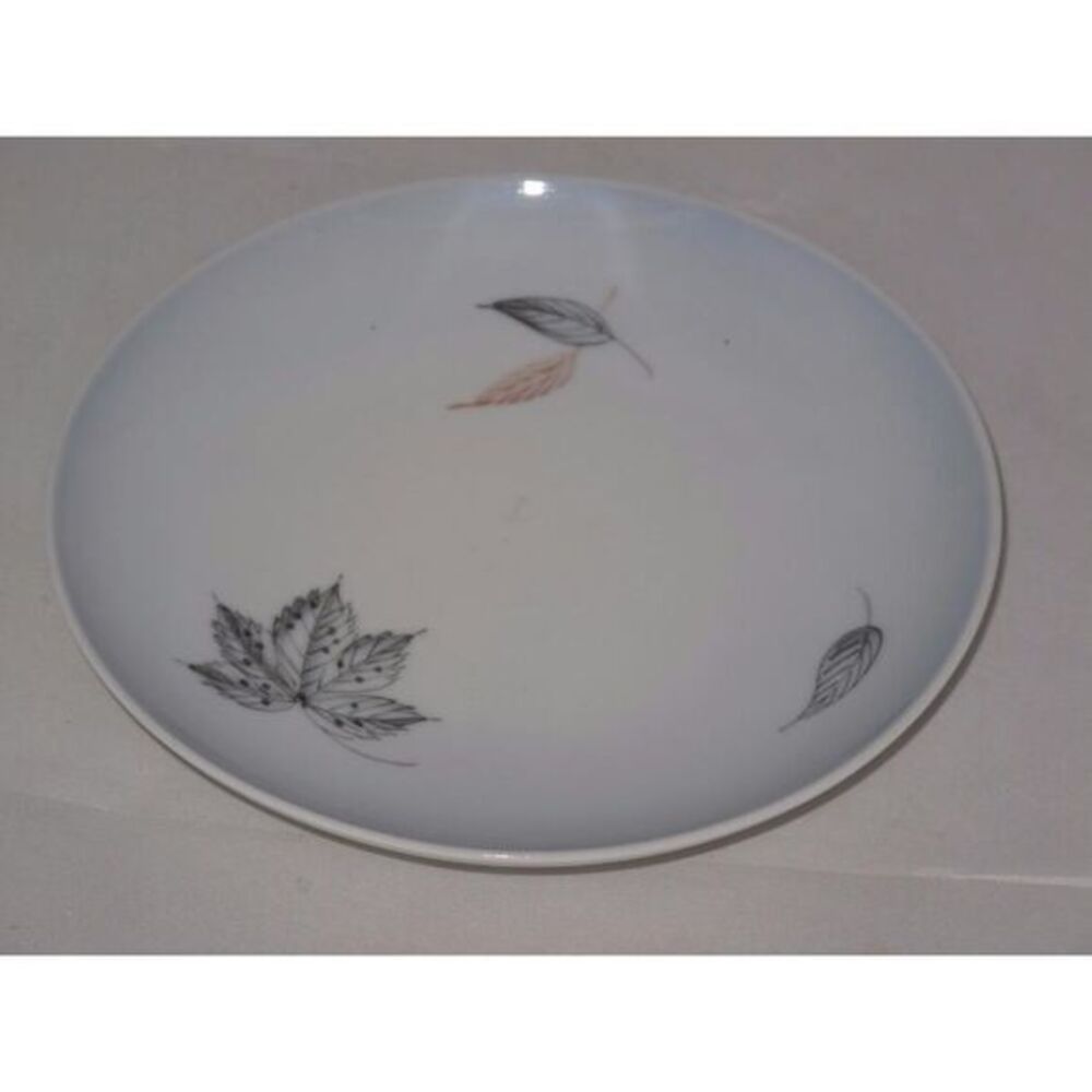 Bing‎ & Grondahl Falling Leaves Bread & Butter Appetizer Plate (s) B G